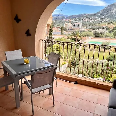 Joli Studio Tout Confort Proche Toutes Commodites Dans Residence Calme LʼÎle-Rousse Exterior foto