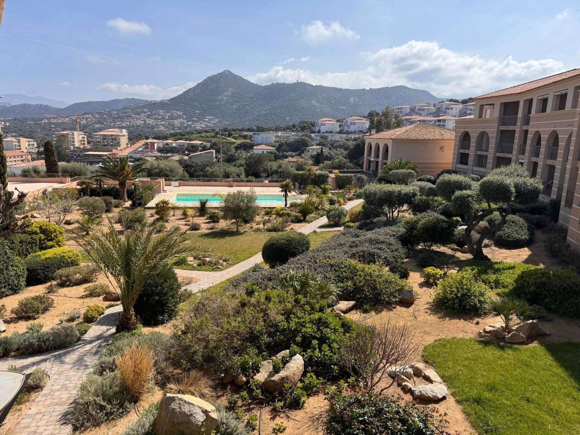 Joli Confort Proche Toutes Commodites Dans Calme Apartment LʼÎle-Rousse